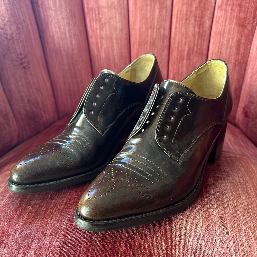 Fine Portuguese Leather Oxford Dress Shoes | The Office of Angela Scott